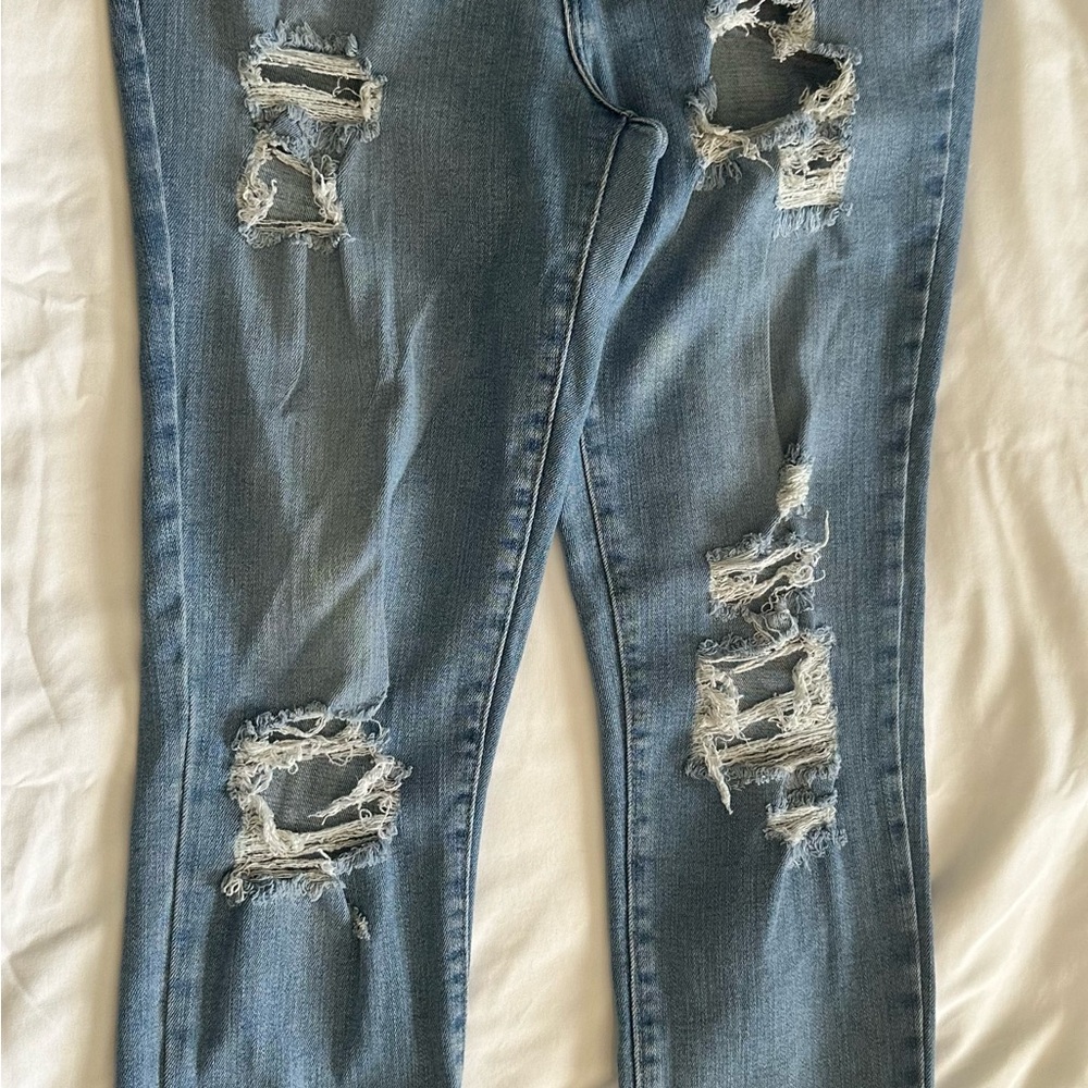 Women’s Levi’s Distressed Blue Jeans High Rise Skinny size 29